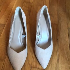 A new day light tan suede pumps